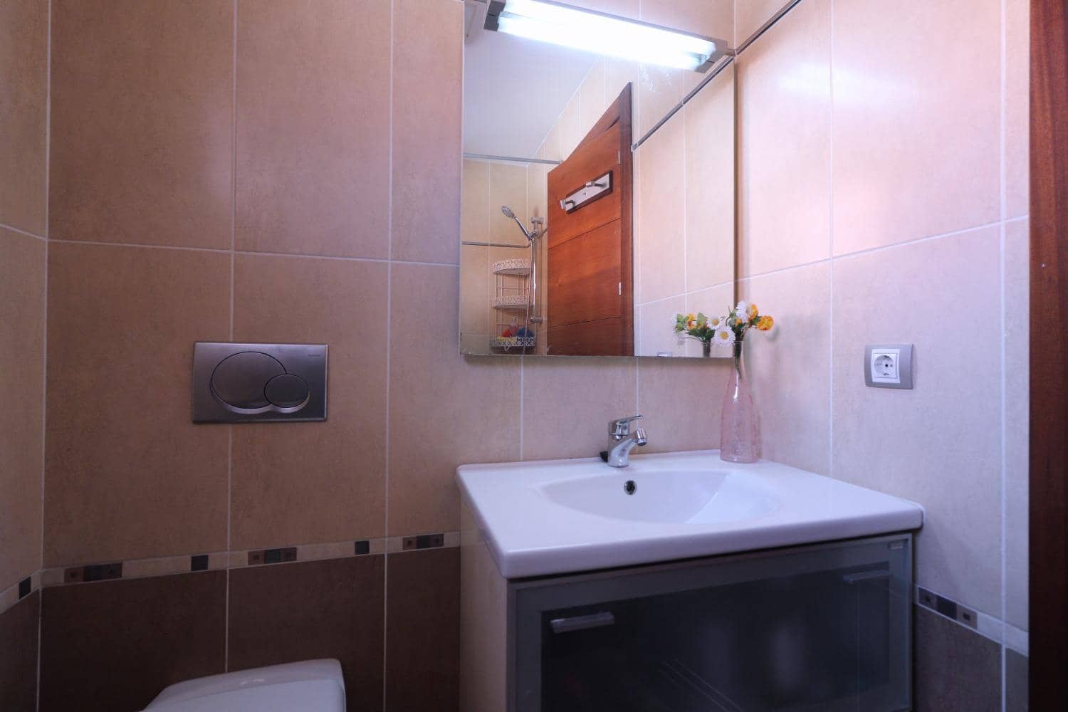 4 makuuhuone Huvila myytävänä paikassa Los Cristianos mukana uima-altaan 
autotalli - 1 030 000 € (Ref: 9208554)