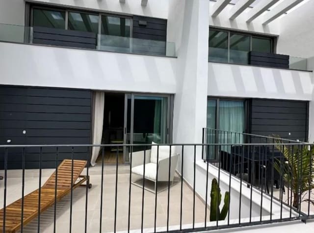 2 soveværelse Lejlighed til salg i Arico med swimmingpool - € 343.000 (Ref: 9301020)