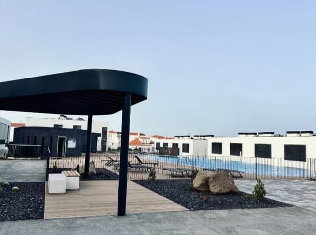 2 soveværelse Lejlighed til salg i Arico med swimmingpool - € 343.000 (Ref: 9301020)