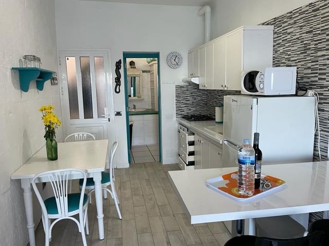 5 soveværelse Lejlighed til salg i San Cristóbal de La Laguna - € 280.000 (Ref: 9301021)