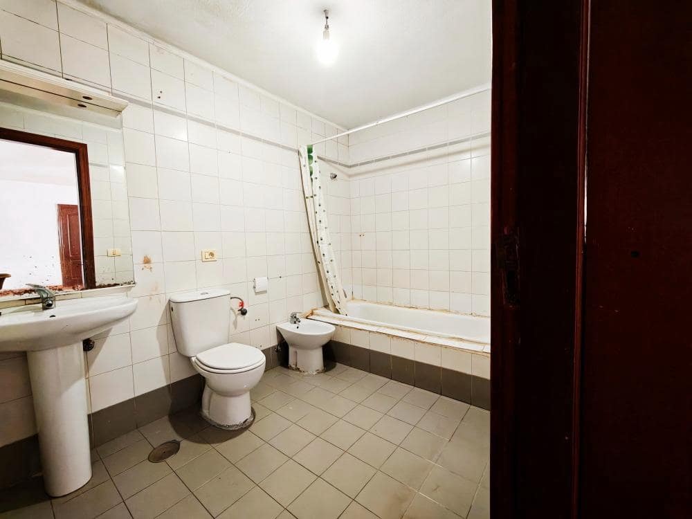 3 bedroom Apartment for sale in Guaza - € 169,500 (Ref: 9393986)