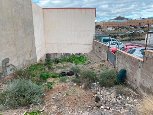 Tontti myytävänä paikassa San Isidro de Abona, Granadilla de Abona - 160 000 € (Ref: 9536782)