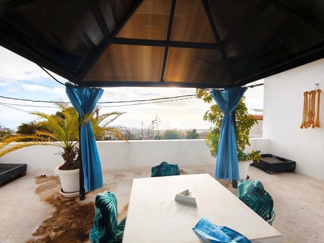 2 soveværelse Rækkehus til salg i Los Menores, Adeje med garage - € 328.000 (Ref: 9543562)