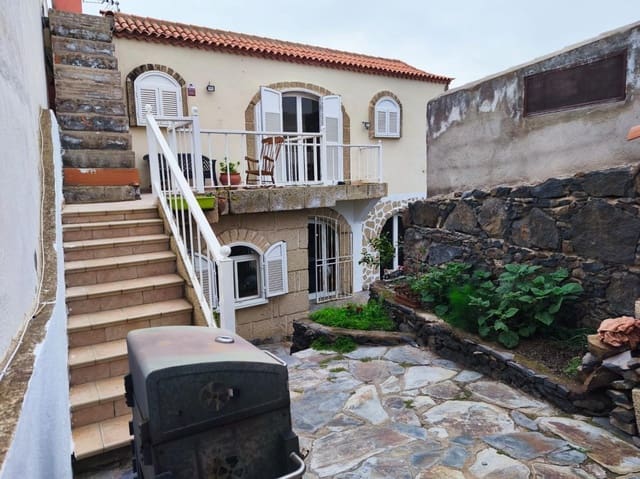 3 makuuhuone Omakotitalo myytävänä paikassa La Quinta - Taucho, Adeje mukana 
autotalli - 410 000 € (Ref: 9804280)