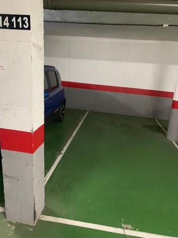 Garage zu verkaufen in Los Cristianos, Arona - 12.000 € (Ref: 9818187)