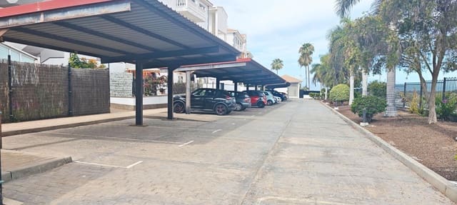 Garage zu verkaufen in Los Cristianos, Arona - 12.000 € (Ref: 9818187)