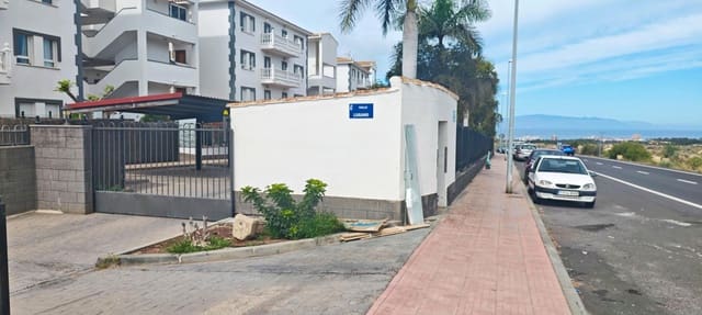 Garage zu verkaufen in Los Cristianos, Arona - 12.000 € (Ref: 9818187)