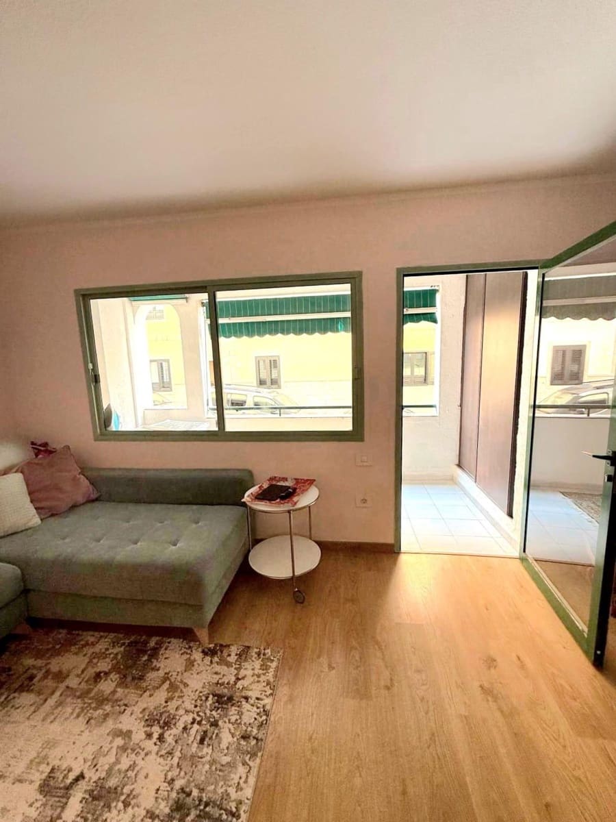 3 chambre Appartement à vendre à Adeje - 350 000 € (Ref: 9843373)