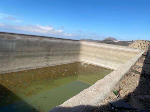 Grunde uden byggetilladelser til salg i Charco del Pino, Granadilla de Abona - € 145.000 (Ref: 9924604)