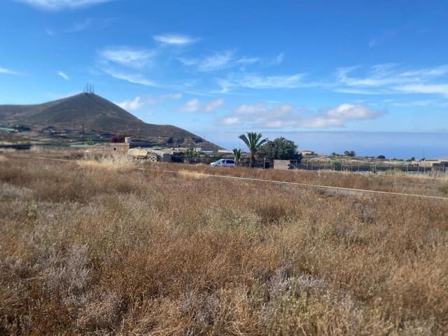 Grunde uden byggetilladelser til salg i Charco del Pino, Granadilla de Abona - € 145.000 (Ref: 9924604)