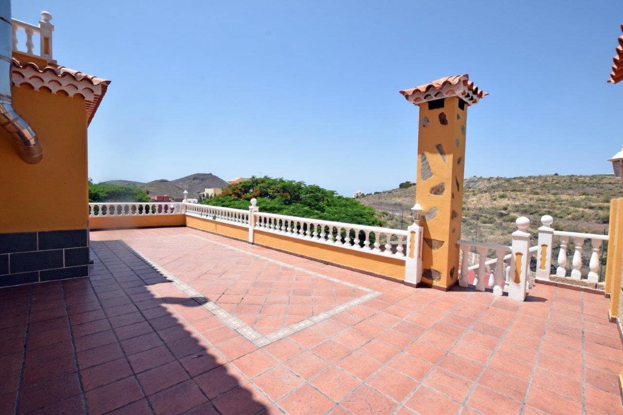 4 chambre Villa/Maison à vendre à San Miguel de Abona avec piscine garage - 1 230 000 € (Ref: 9939951)