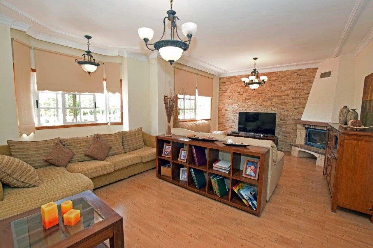 4 chambre Villa/Maison à vendre à San Miguel de Abona avec piscine garage - 1 230 000 € (Ref: 9939951)