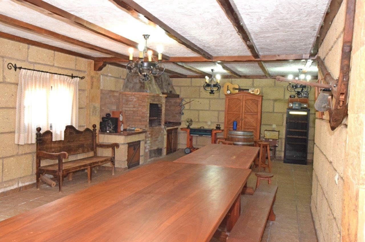 4 chambre Villa/Maison à vendre à San Miguel de Abona avec piscine garage - 1 230 000 € (Ref: 9939951)