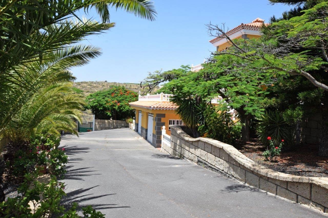 4 chambre Villa/Maison à vendre à San Miguel de Abona avec piscine garage - 1 230 000 € (Ref: 9939951)
