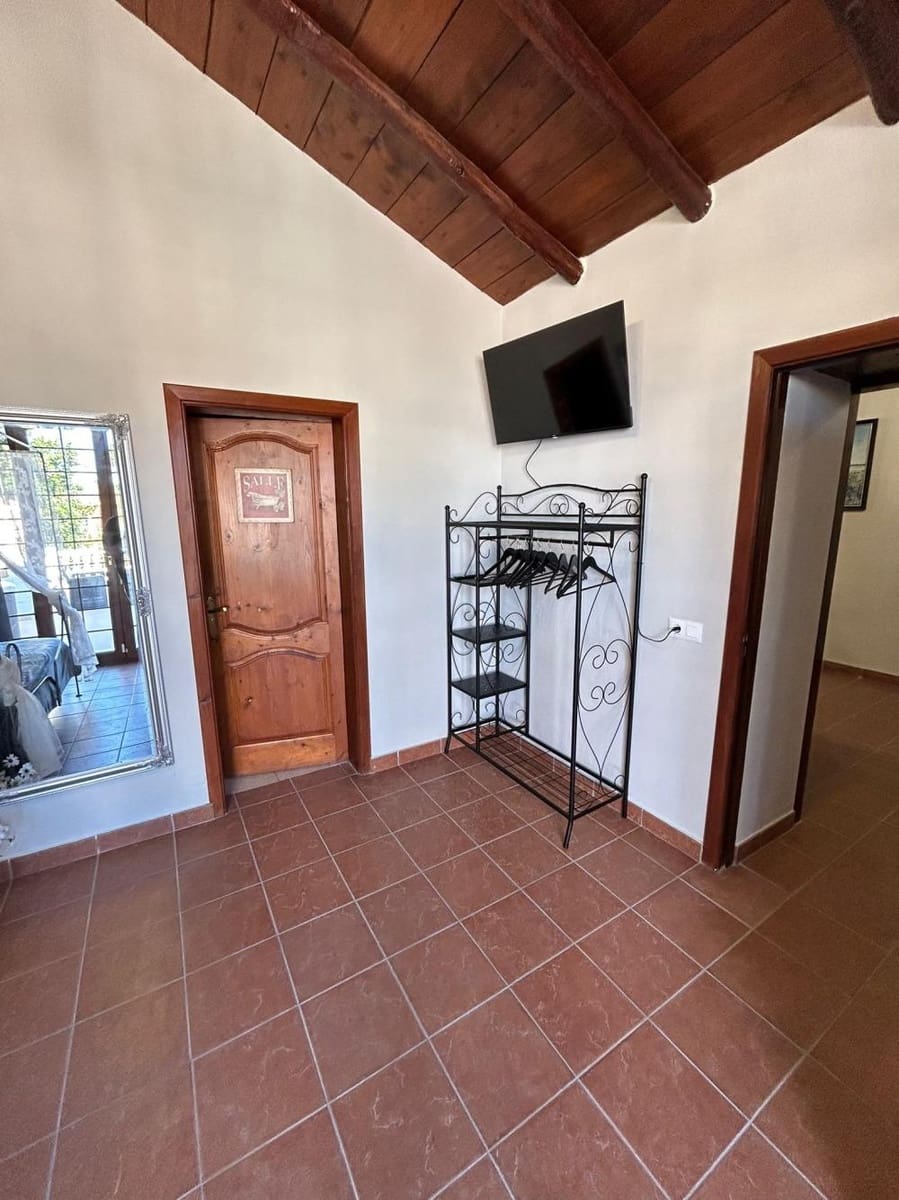 4 chambre Villa/Maison à vendre à San Miguel de Abona avec piscine - 620 000 € (Ref: 9942510)