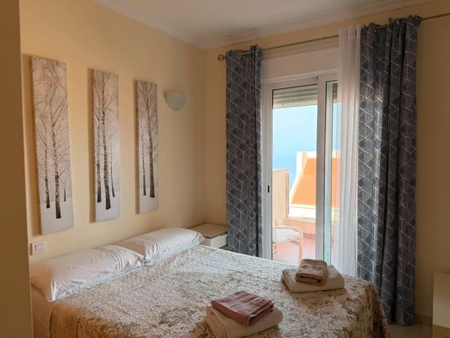 3 sovrum Radhus till salu i Puerto Santiago, Santiago del Teide med pool - 595 000 € (Ref: 9954217)