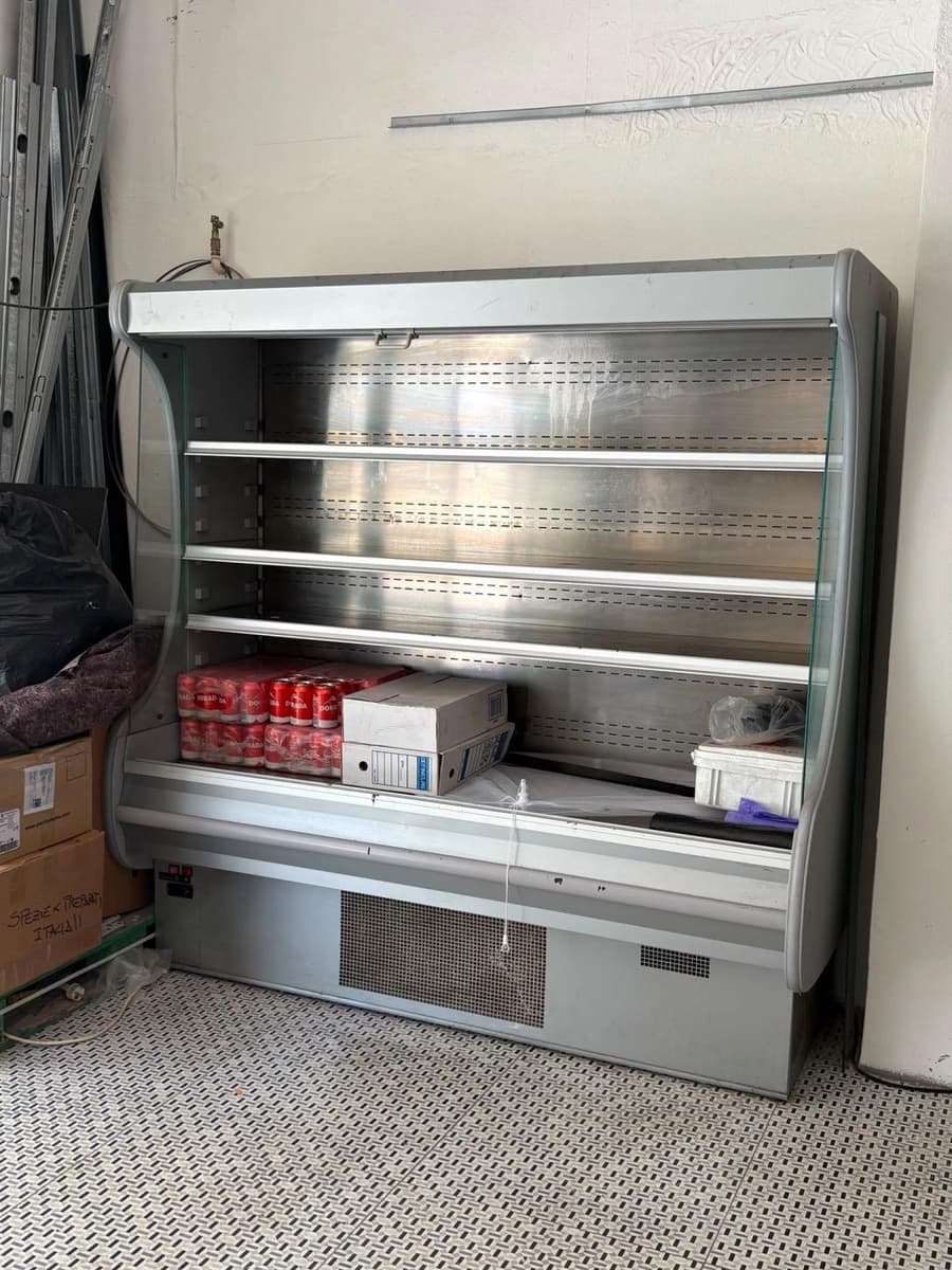 Kommersiell att hyra i Buzanada - 1 500 € (Ref: 9954218)