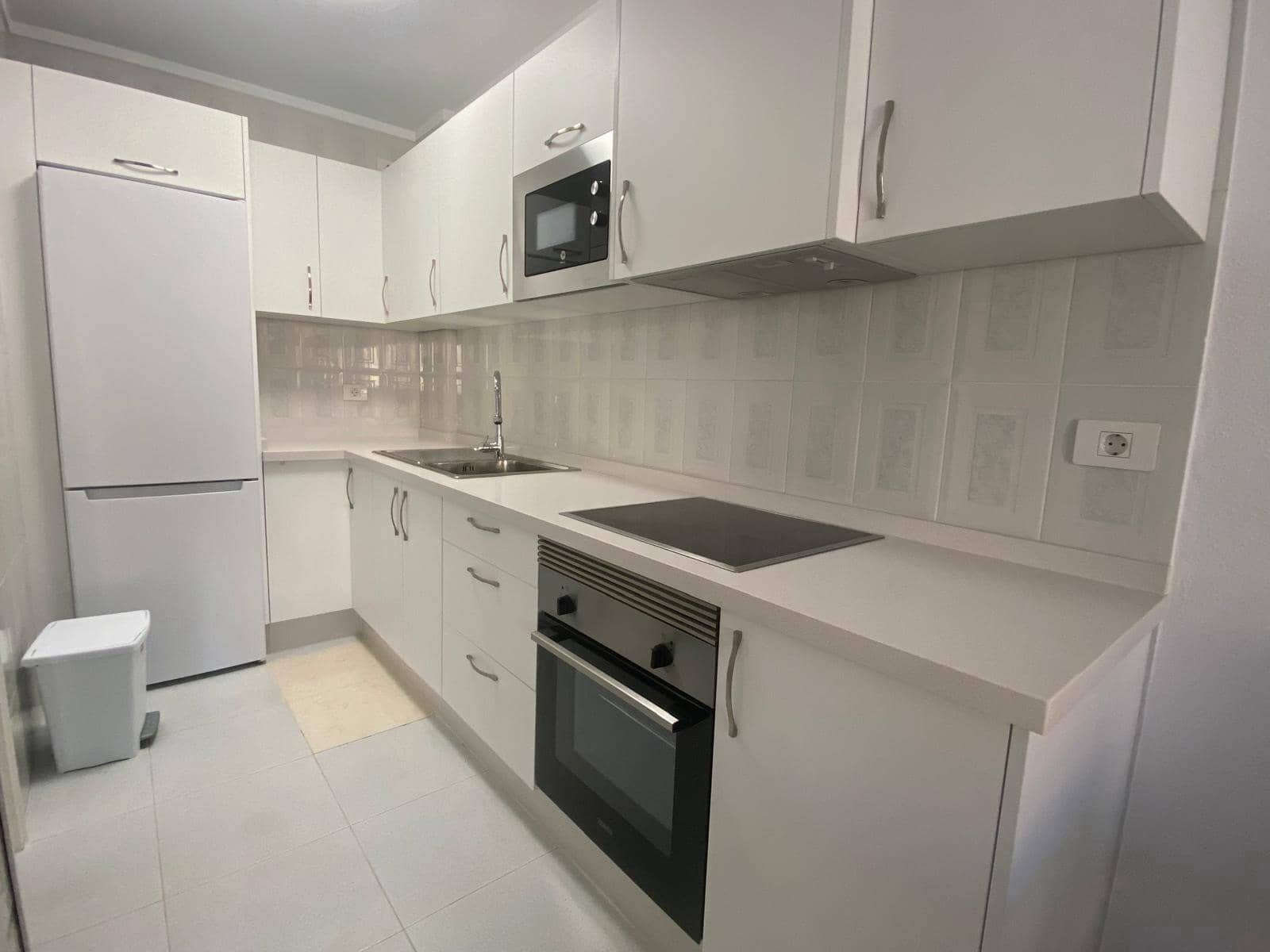 2 bedroom Apartment for rent in El Medano - € 1,100 (Ref: 9957959)