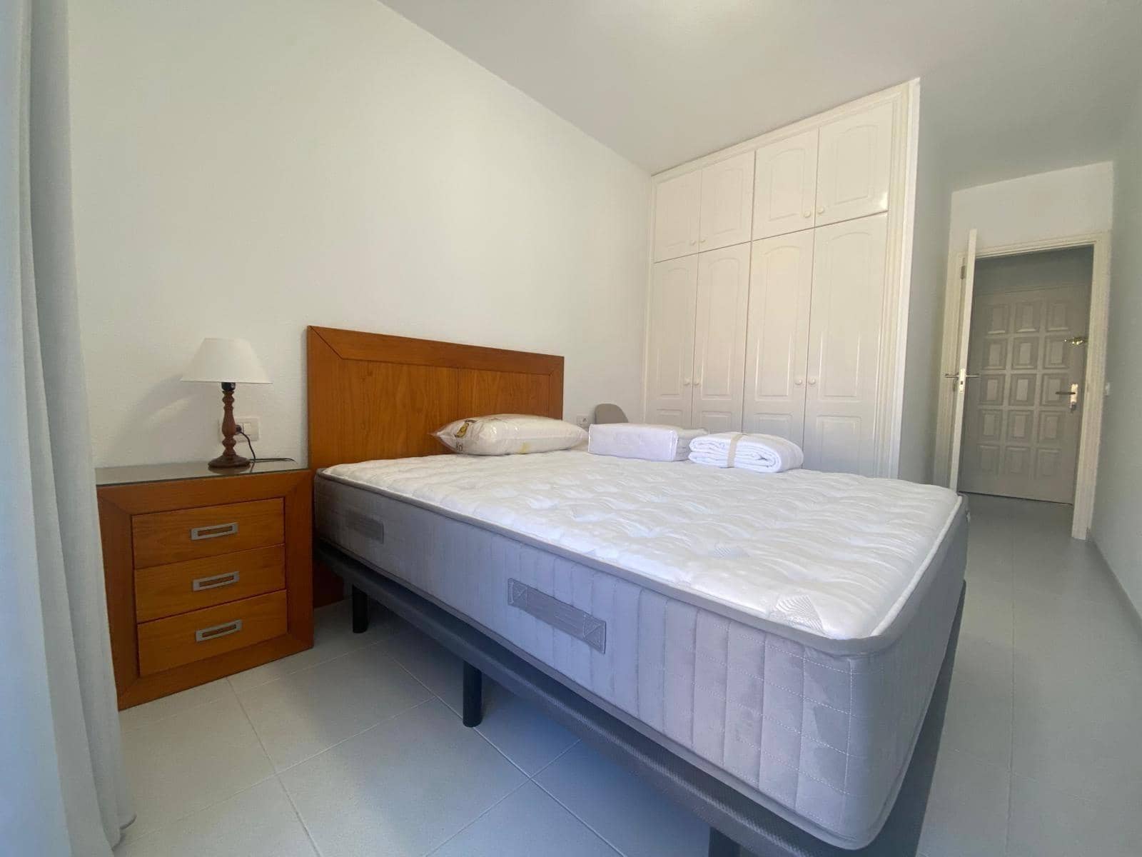 2 soverom Leilighet til leie i El Medano - € 1 100 (Ref: 9978824)