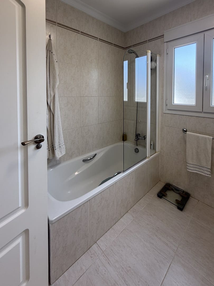 2 makuuhuone Huoneisto myytävänä paikassa Benissa mukana uima-altaan - 335 000 € (Ref: 10041343)