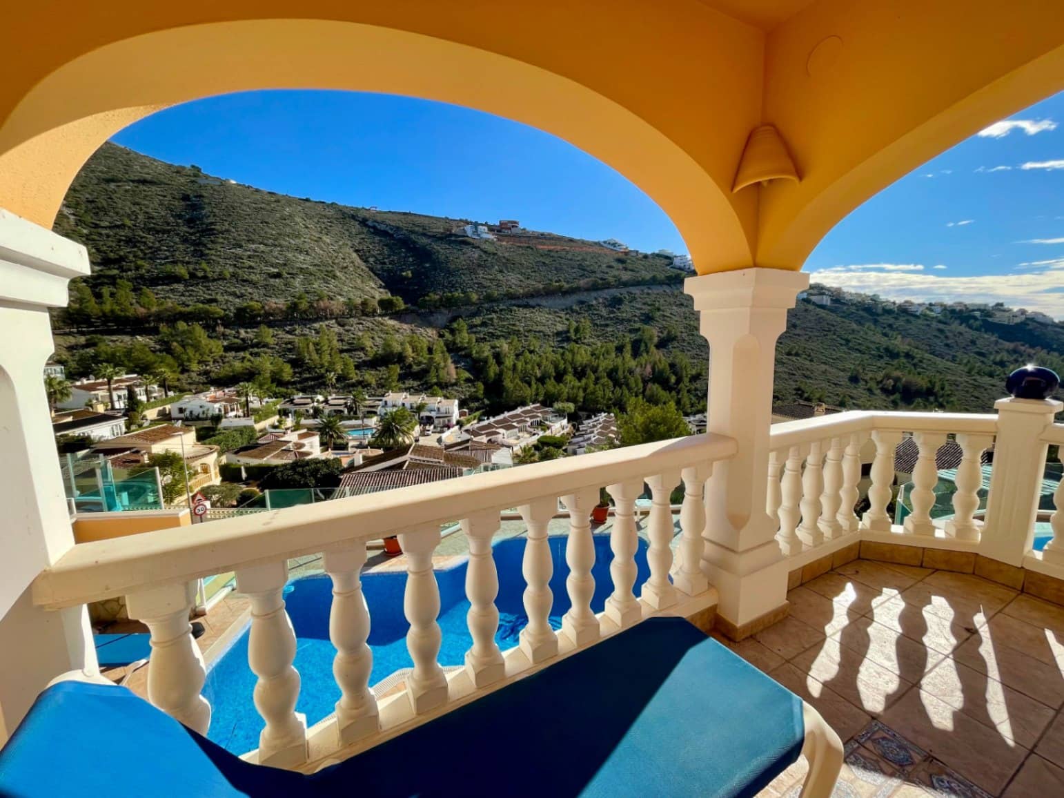 4 chambre Villa/Maison à vendre à Benitachell / Benitatxell avec piscine - 440 000 € (Ref: 10049637)