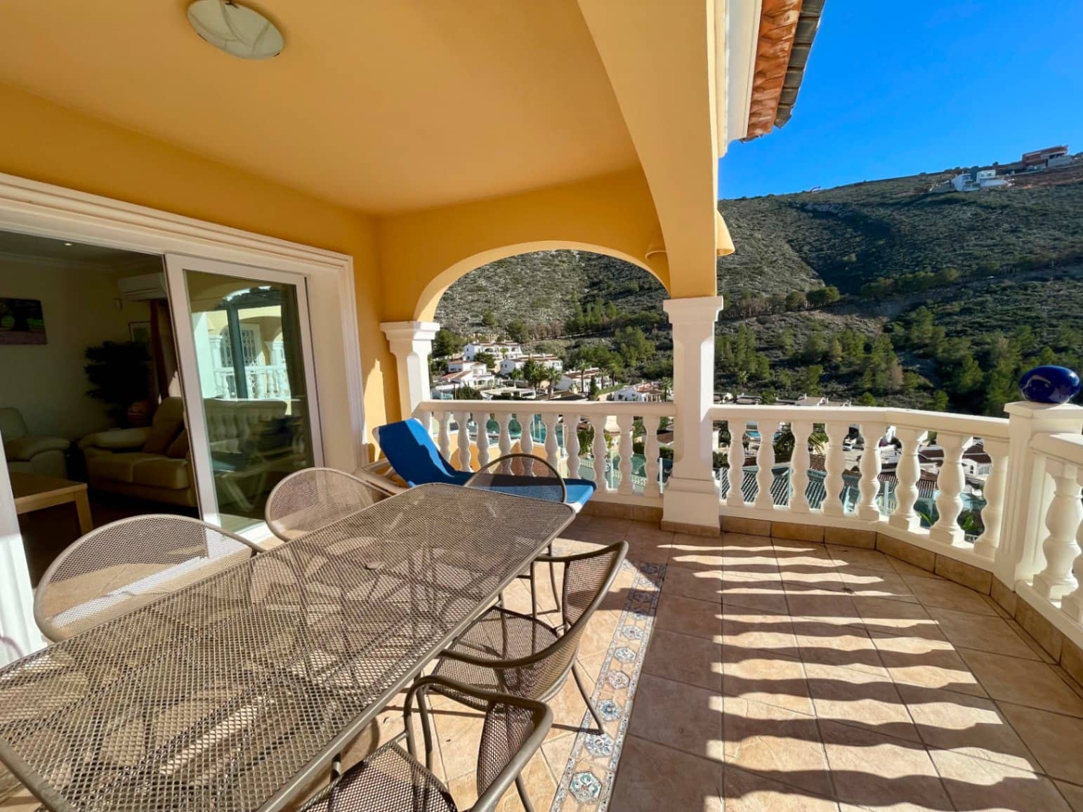 4 chambre Villa/Maison à vendre à Benitachell / Benitatxell avec piscine - 440 000 € (Ref: 10049637)
