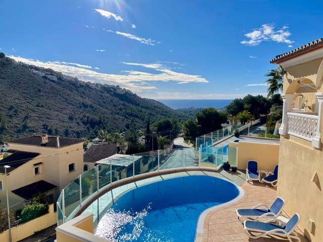 4 chambre Villa/Maison à vendre à Benitachell / Benitatxell avec piscine - 440 000 € (Ref: 10049637)