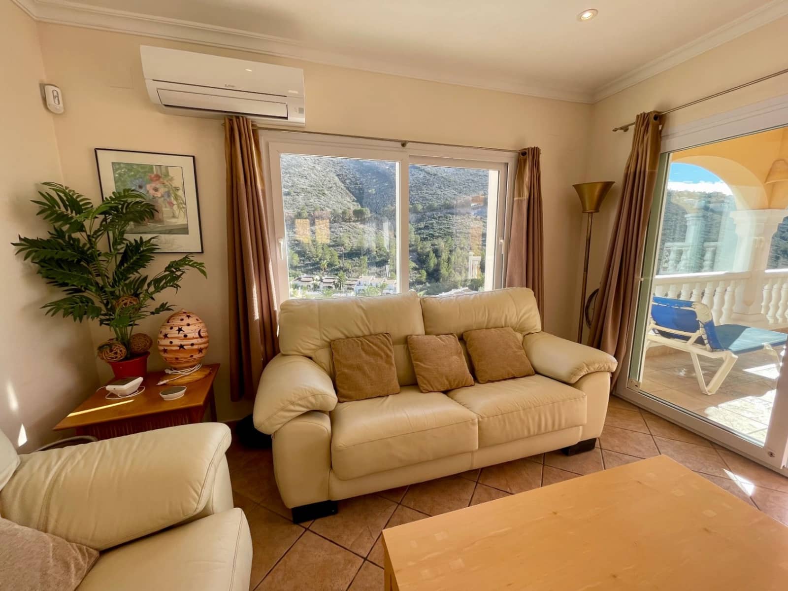 4 chambre Villa/Maison à vendre à Benitachell / Benitatxell avec piscine - 440 000 € (Ref: 10049637)