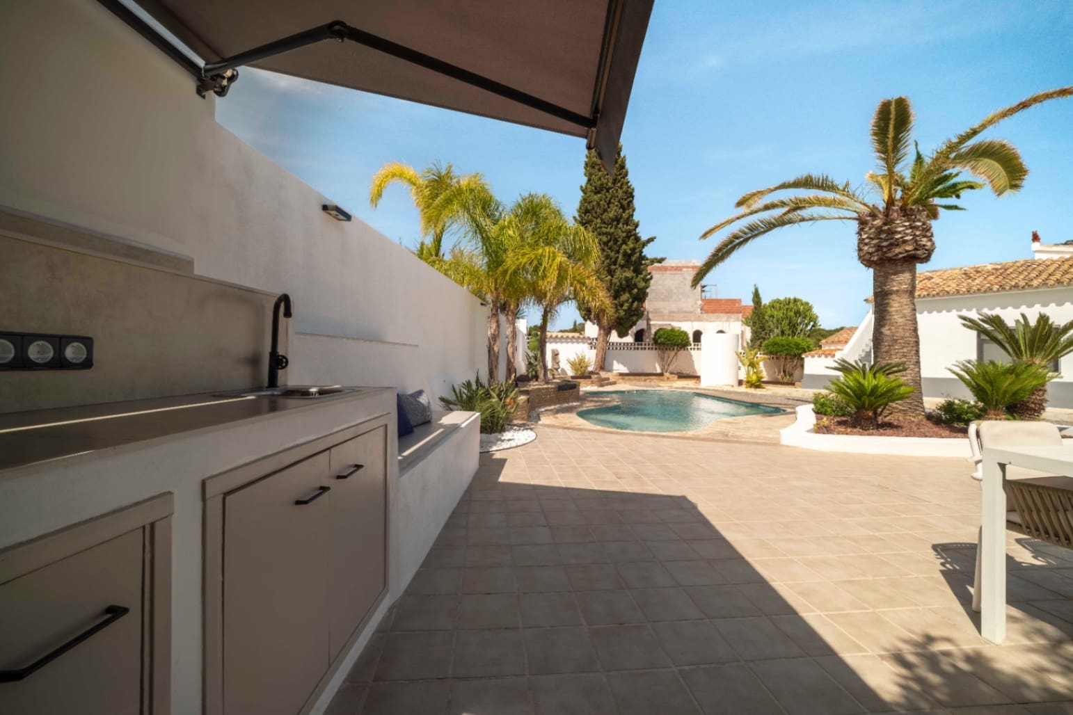 3 chambre Villa/Maison à vendre à Calpe / Calp avec piscine - 870 000 € (Ref: 10049639)