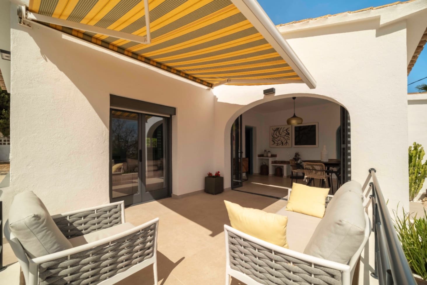 3 chambre Villa/Maison à vendre à Calpe / Calp avec piscine - 870 000 € (Ref: 10049639)