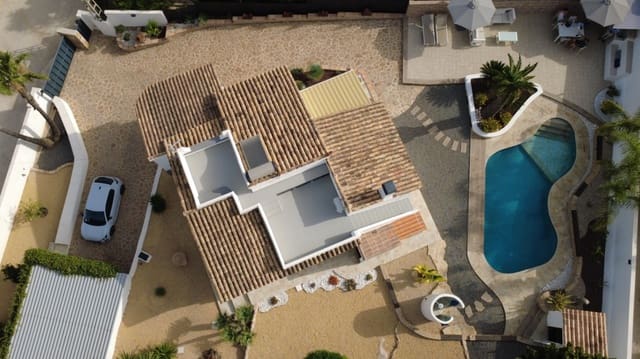 3 chambre Villa/Maison à vendre à Cometa - Carrió, Calpe / Calp avec piscine - 870 000 € (Ref: 10049639)