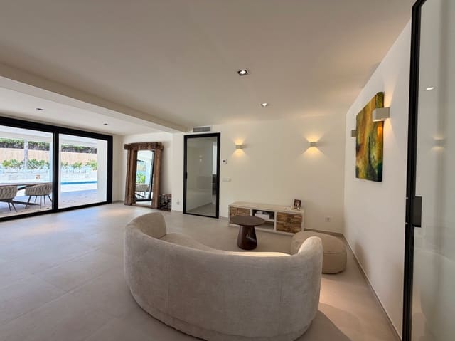 5 makuuhuone Huvila myytävänä paikassa Centro ciudad, Javea / Xàbia mukana uima-altaan - 1 650 000 € (Ref: 10059502)