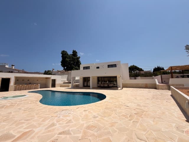 5 makuuhuone Huvila myytävänä paikassa Centro ciudad, Javea / Xàbia mukana uima-altaan - 1 650 000 € (Ref: 10059502)