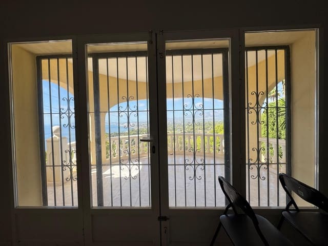 Chalet de 3 habitaciones en Altea en venta - 495.000 € (Ref: 10064852)