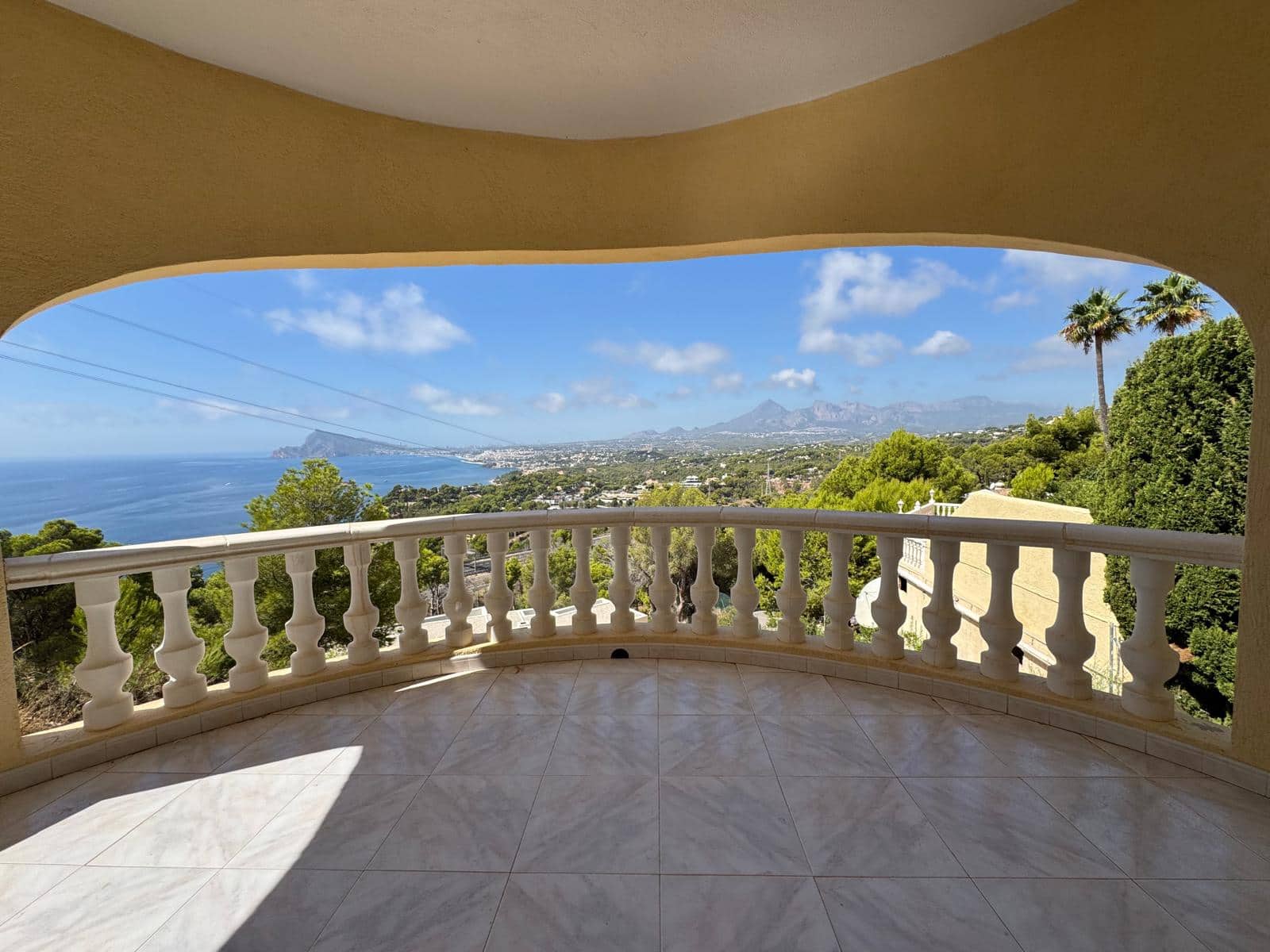 Chalet de 3 habitaciones en Altea en venta - 495.000 € (Ref: 10064852)