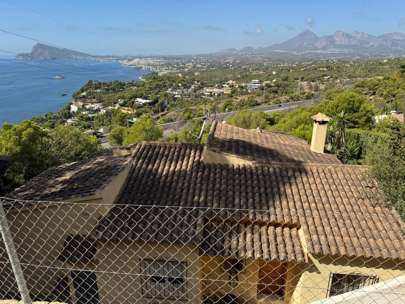 Chalet de 3 habitaciones en Altea en venta - 495.000 € (Ref: 10064852)