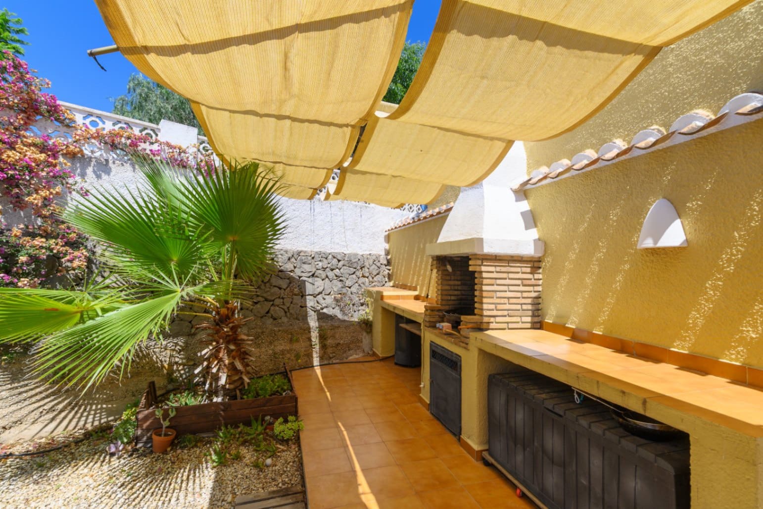 Chalet de 4 habitaciones en Javea / Xàbia en venta con piscina - 860.000 € (Ref: 10068103)