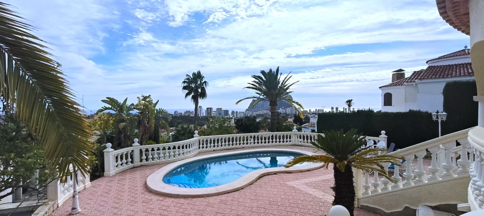 3 chambre Villa/Maison à vendre à Calpe / Calp avec piscine - 780 000 € (Ref: 10078516)