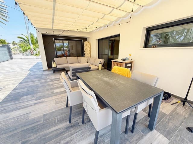 Chalet de 3 habitaciones en Pueblo, Calpe / Calp en venta con piscina - 895.000 € (Ref: 10081475)