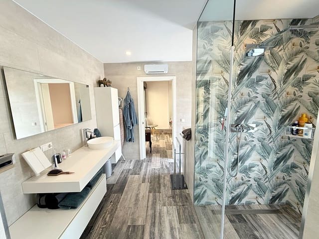 Chalet de 3 habitaciones en Pueblo, Calpe / Calp en venta con piscina - 895.000 € (Ref: 10081475)