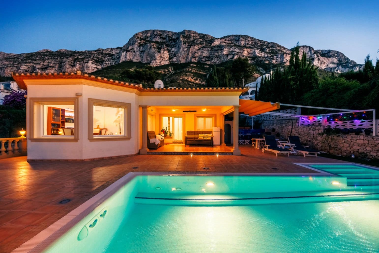 3 quarto Moradia para venda em Denia com piscina - 990 000 € (Ref: 10081480)