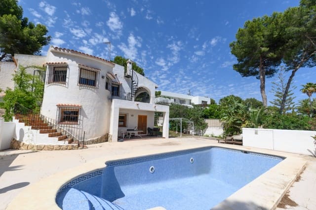 5 sovrum Villa till salu i Benissa med pool - 985 000 € (Ref: 10081481)