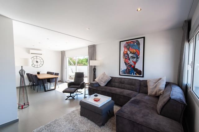 4 quarto Moradia para venda em Pueblo, Calpe / Calp com piscina - 830 000 € (Ref: 10094919)