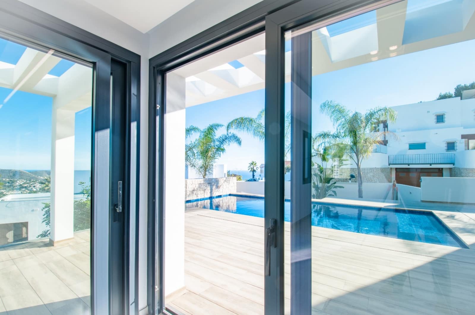 3 soverom Villa til salgs i Moraira med svømmebasseng garasje - € 2 250 000 (Ref: 10130101)