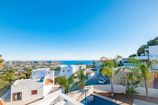 3 soverom Villa til salgs i Casco Urbano, Teulada-Moraira med svømmebasseng garasje - € 2 250 000 (Ref: 10130101)