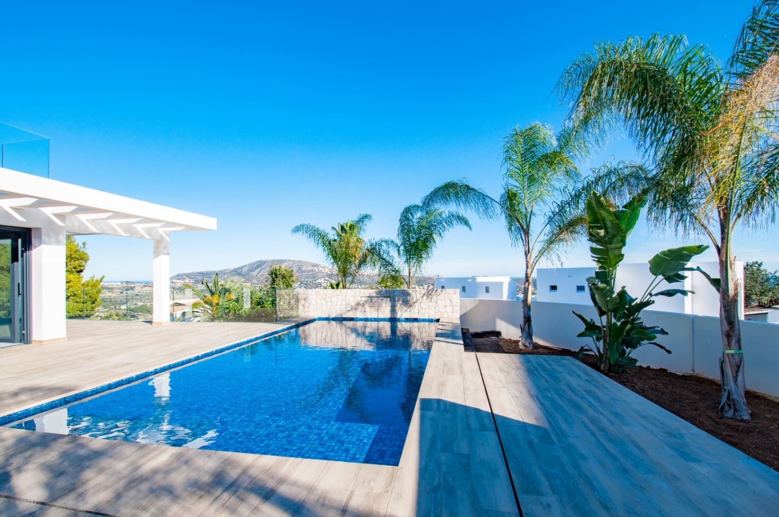 3 soverom Villa til salgs i Moraira med svømmebasseng garasje - € 2 250 000 (Ref: 10130101)