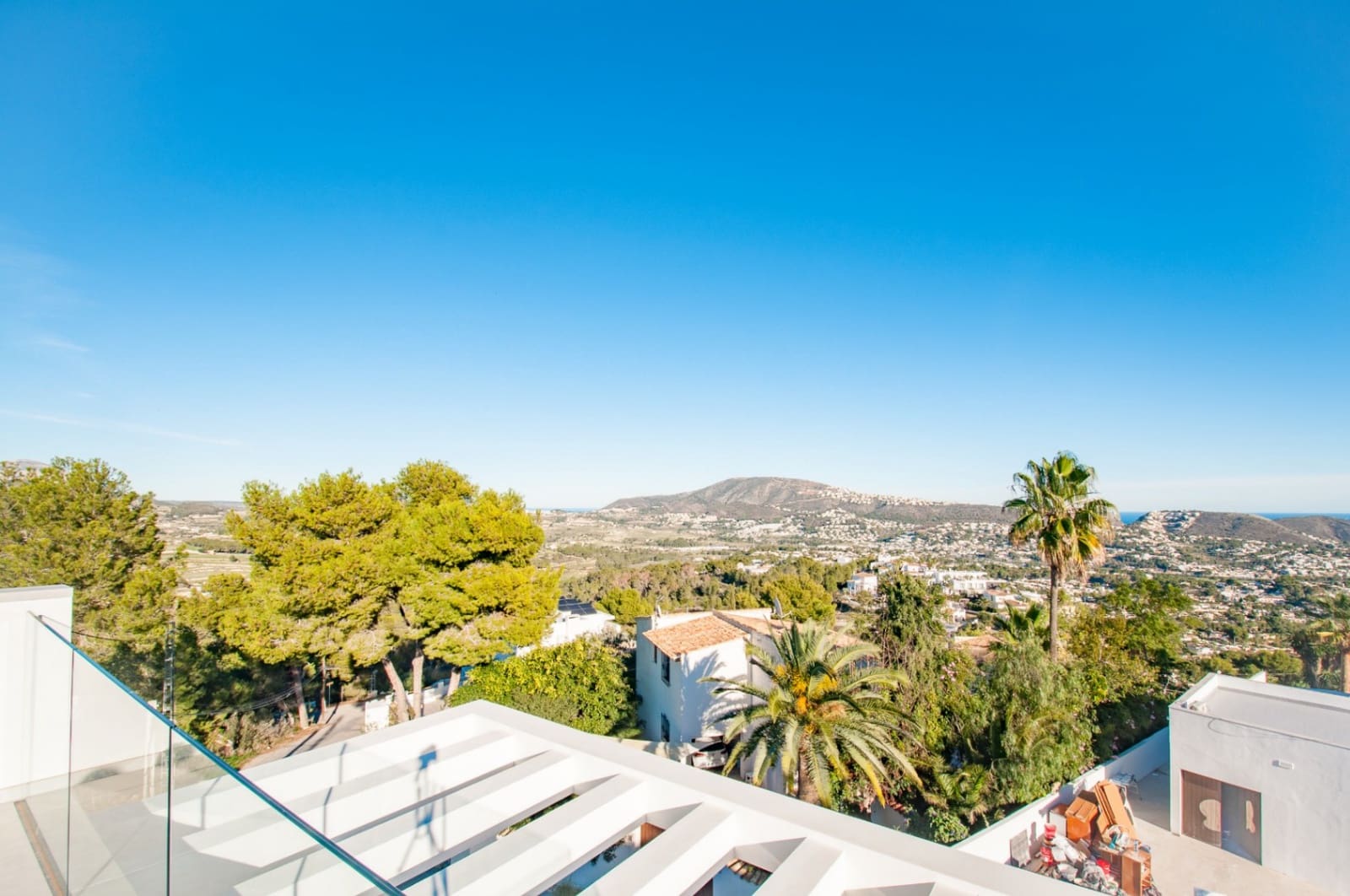 3 soverom Villa til salgs i Moraira med svømmebasseng garasje - € 2 250 000 (Ref: 10130101)