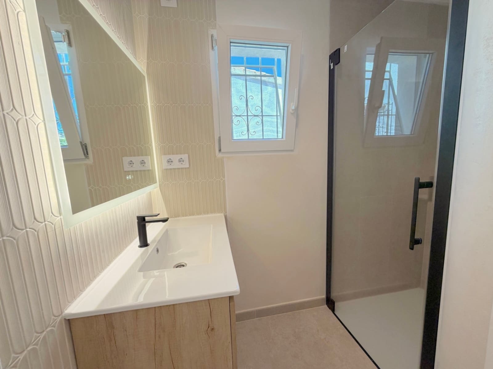 2 makuuhuone Bungalow myytävänä paikassa Moraira mukana uima-altaan 
autotalli - 329 000 € (Ref: 10132102)