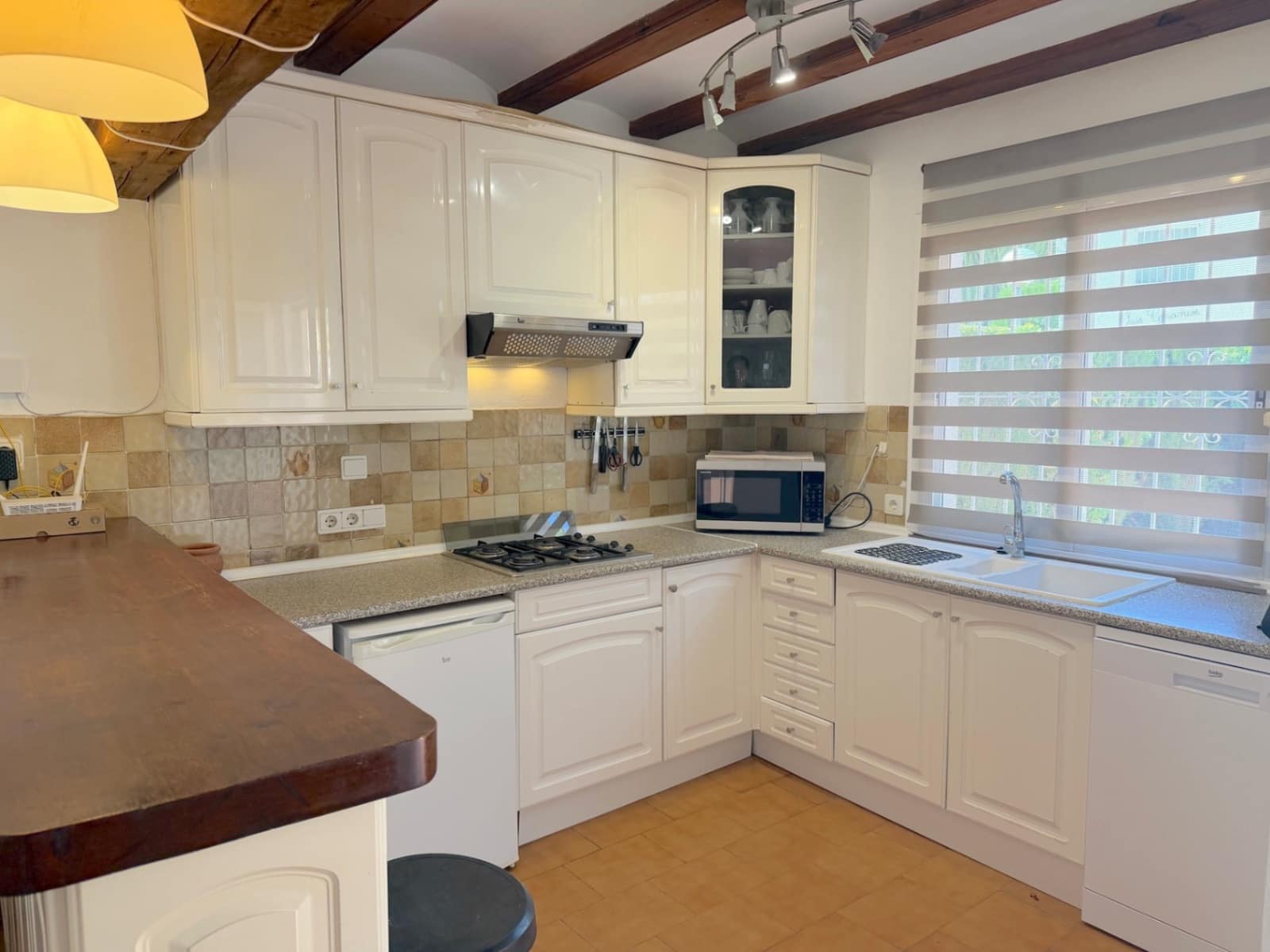 2 makuuhuone Bungalow myytävänä paikassa Moraira mukana uima-altaan 
autotalli - 329 000 € (Ref: 10132102)