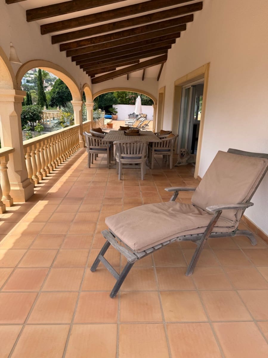 6 bedroom Villa for sale in Benitachell / Benitatxell with pool garage - € 1,250,000 (Ref: 10132106)